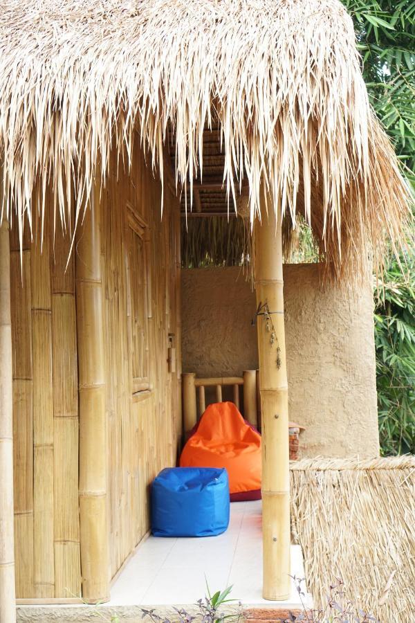 Tampaksiring Bali Bamboo Jungle Huts And Hostel מראה חיצוני תמונה